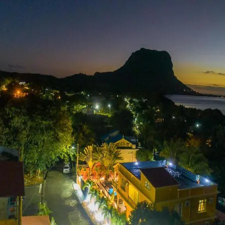 Lukshvilla Private Villa Le Morne Wind N Kite Surfers Accomodation & Car Rental Mauritius La Gaulette Exterior photo