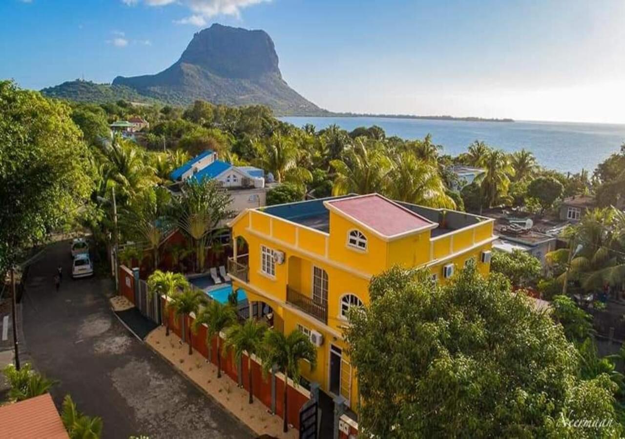 Lukshvilla Private Le Morne Wind N Kite Surfers & Car Mauritius * La Gaulette