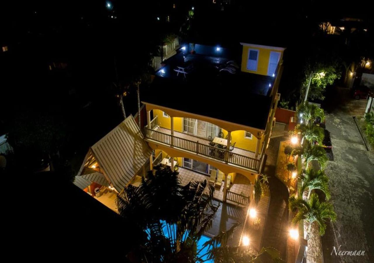 Lukshvilla Private Le Morne Wind N Kite Surfers & Car Mauritius * La Gaulette