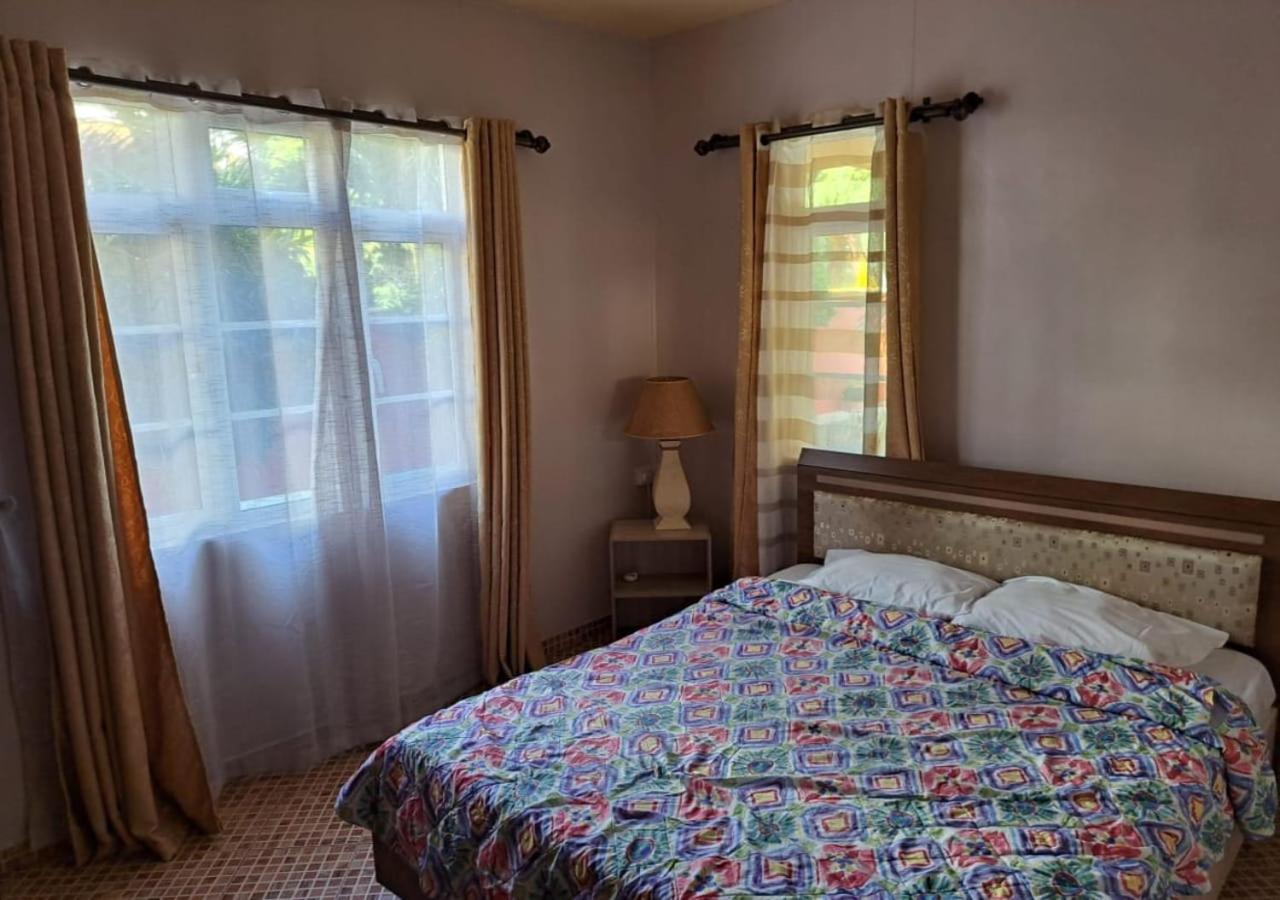 Lukshvilla Private Le Morne Wind N Kite Surfers & Car Mauritius Apartment *