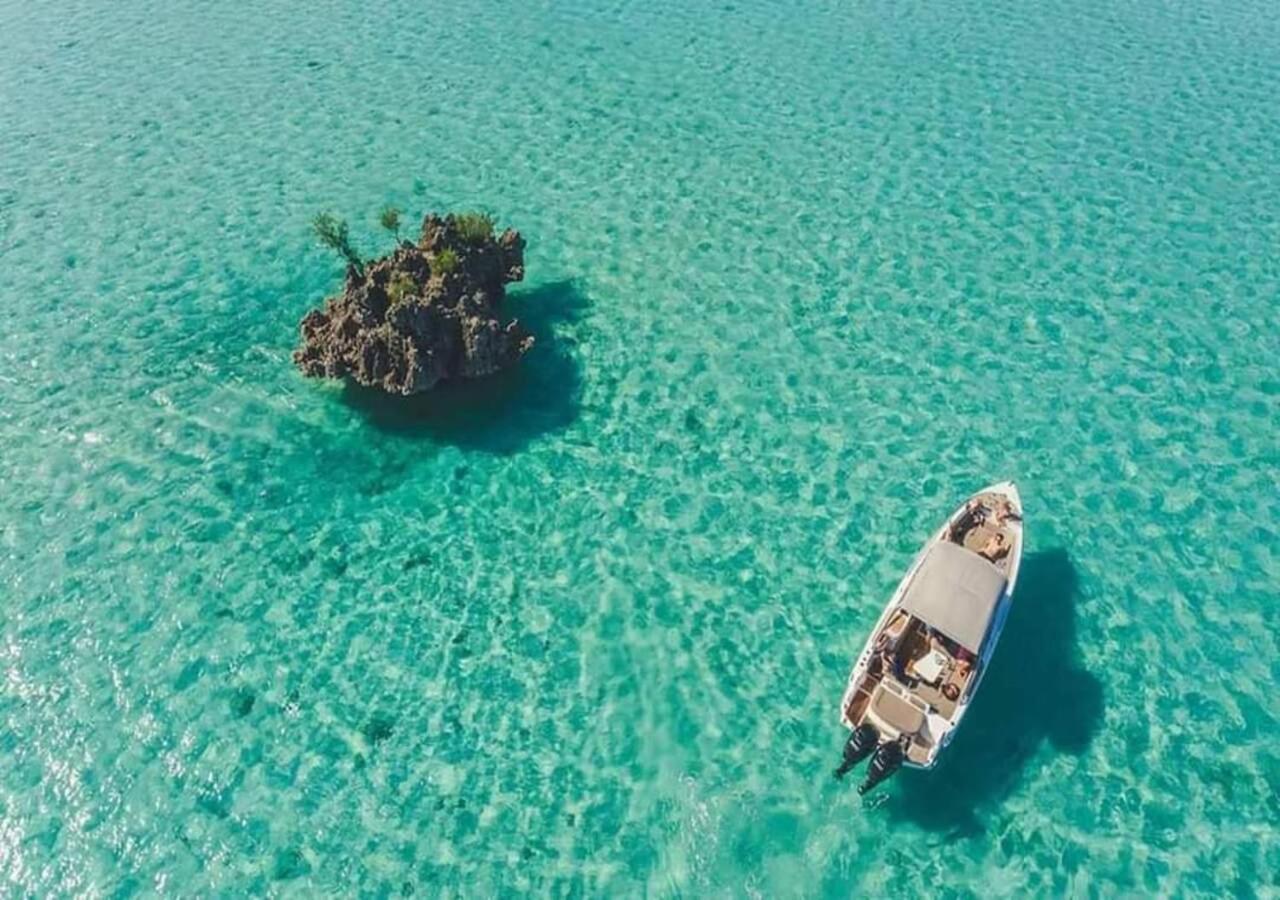 Lukshvilla Private Le Morne Wind N Kite Surfers & Car Mauritius Apartment